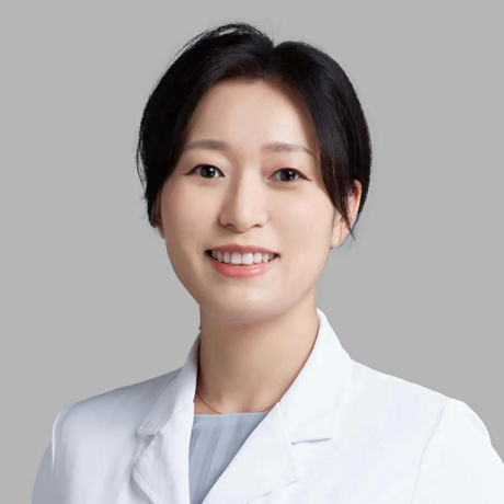 谢菲名医堂医学博士,副主任医师,毕业于北京大学临床医学八年制.