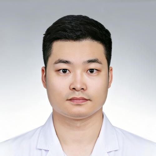 李朋