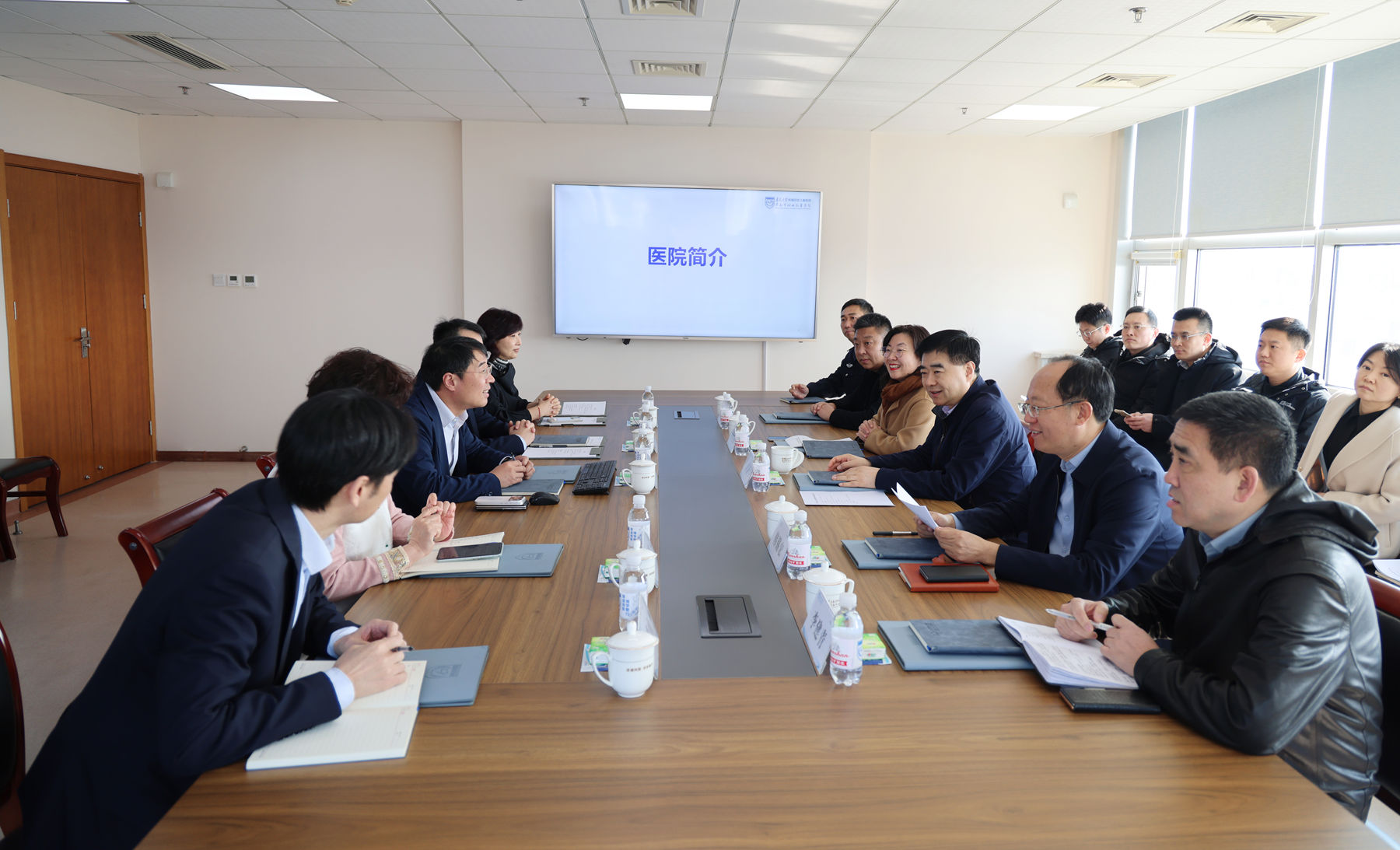 市北区委书记刘新学一行来院调研指导工作