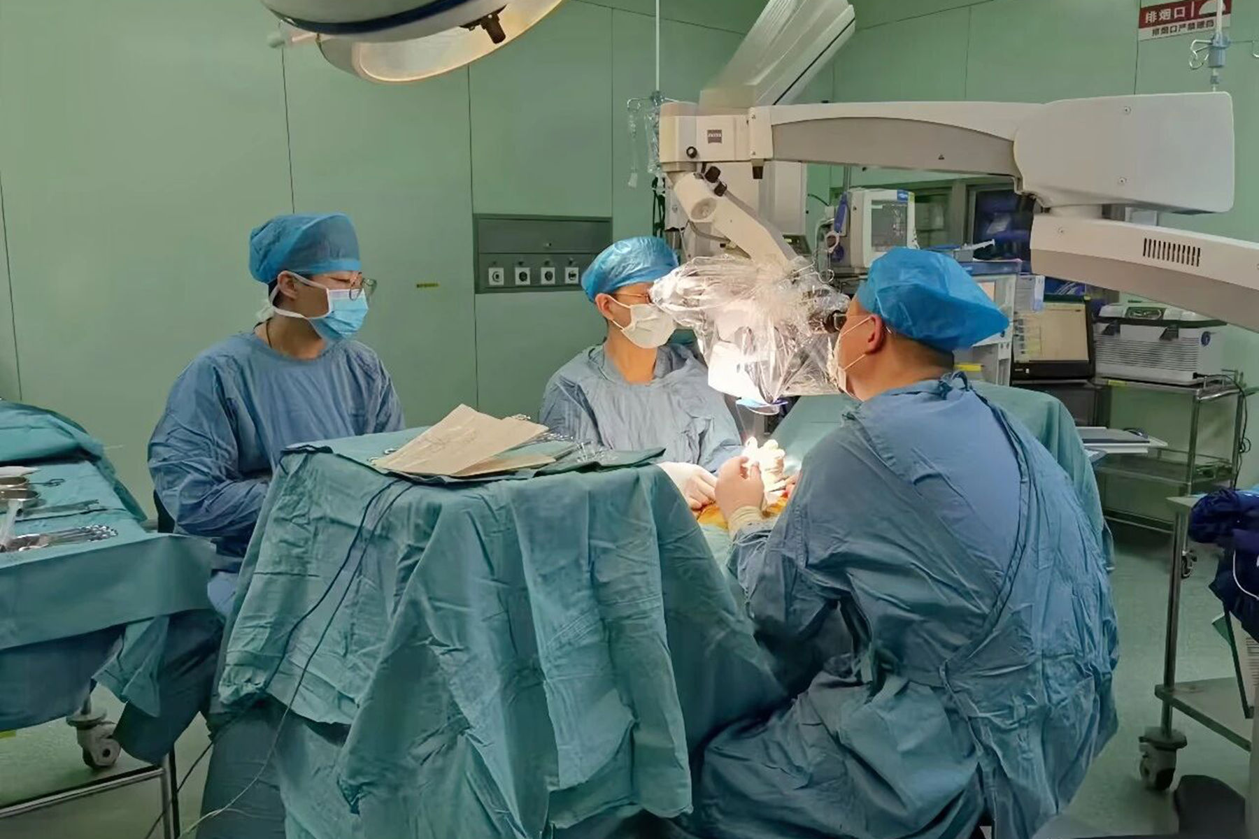 绝处缝生！才27岁就“死精” ，专家：路没堵死  “显微取精 + 三代试管”助力翻盘当爸