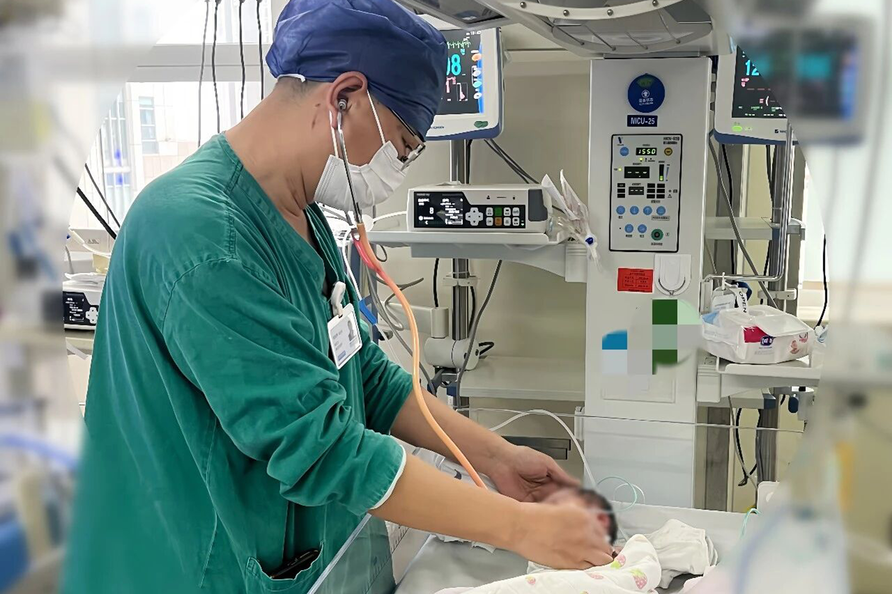 又一次书写奇迹!出生3小时生命垂危,NICU成功抢救多器官功能衰竭危重新生儿