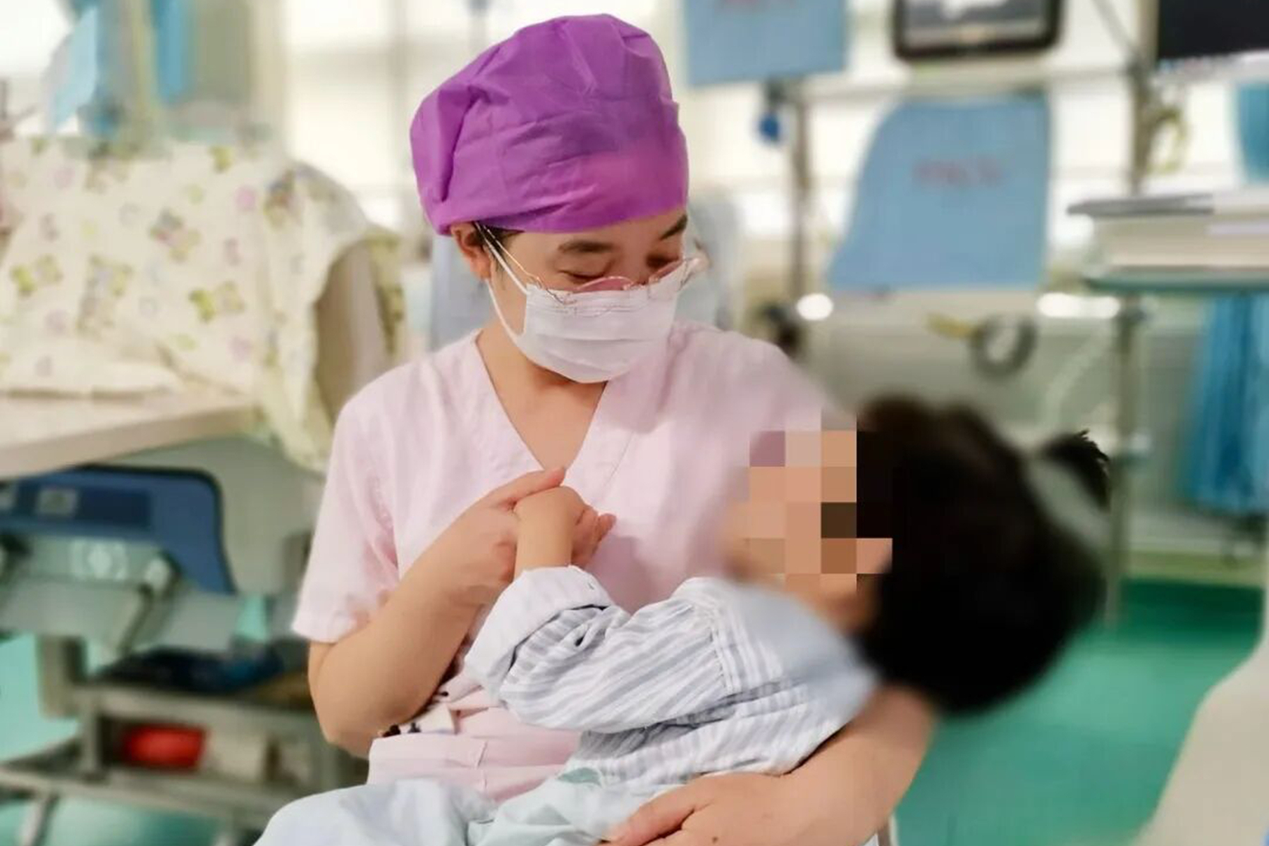 镜头直击!护士不为人知的另一面
