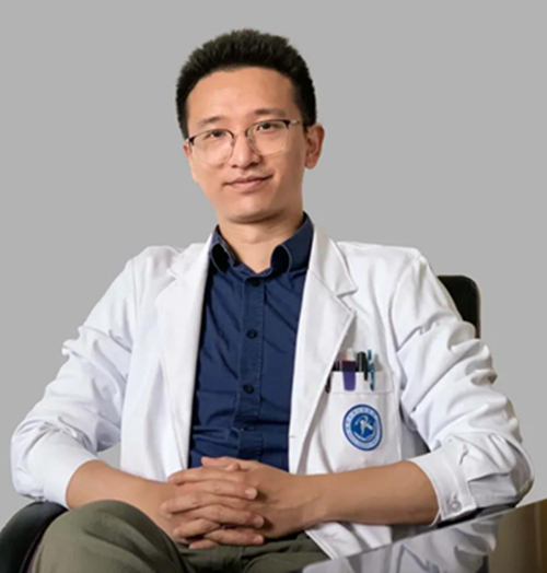 陈修远  10月15日(周五)坐诊医学博士,主治医师.